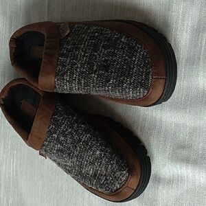DF Dearfoams canvas Slippers Size 11-12